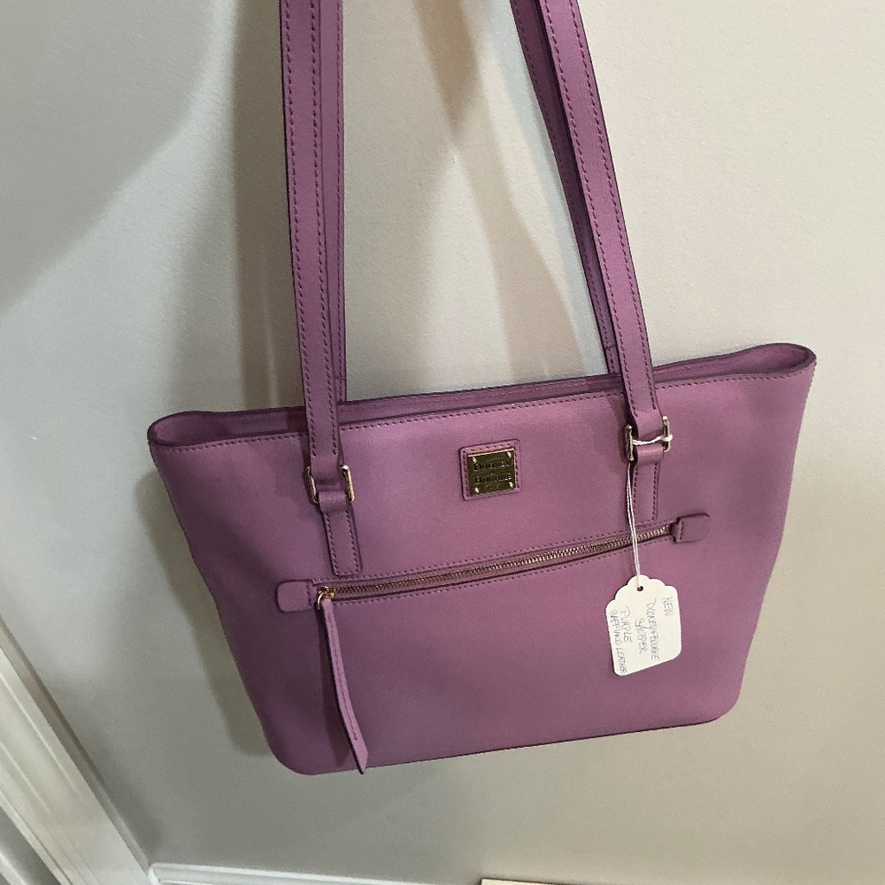 Dooney and Bourke shopper tote